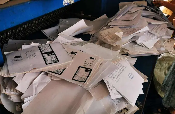 办公中的文件销毁是如何处理的 